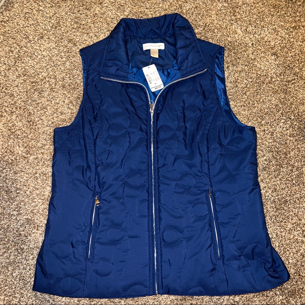 Christopher Banks vest
